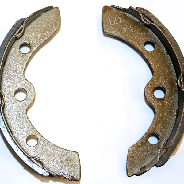 Club Car Brake Shoe Kit, Part Number 101823201 / 1018232-01, Self-Adjusting, 4 Pieces / Kit, Compatible With E-Z-GO 23364-G1 / 27249-G01, Compatible with Colombia Par Car 41819-86B, Compatible with Yamaha J55-W2536-00-00 J17-25340-00-00