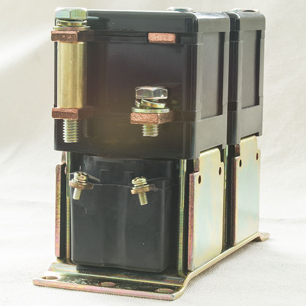 GE DC Contactor IC4482CTTA154FR140XN, 40V / 150A, Forward / Reverse (F/R) Relay