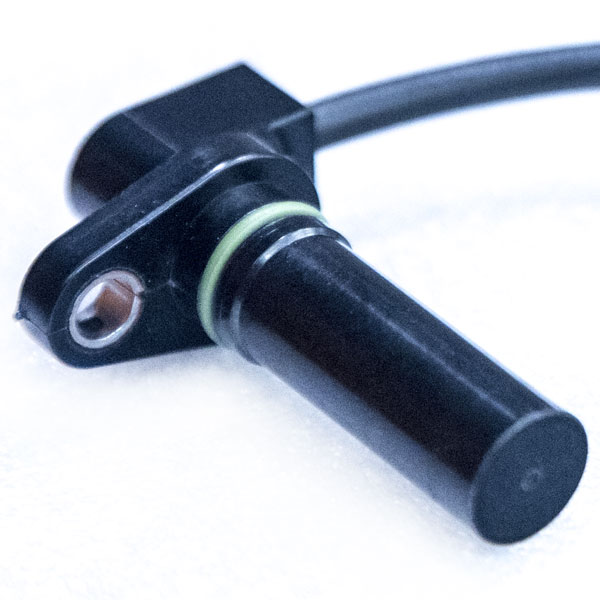 MAHLE gear tooth speed and direction sensor, with 45mm sensor probe